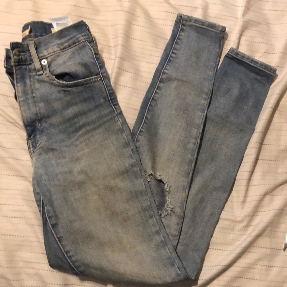 Levis mile high